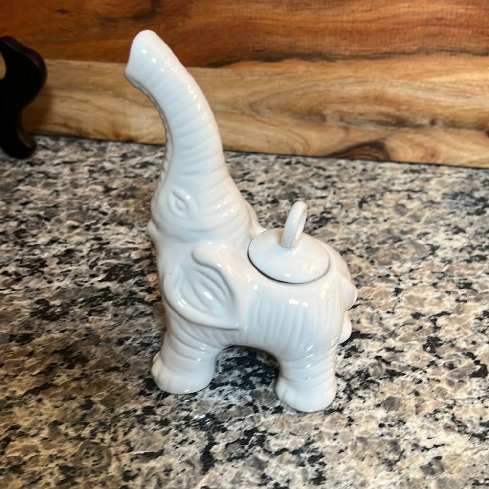 Pottery Barn Ceramic Elephant Creamer
